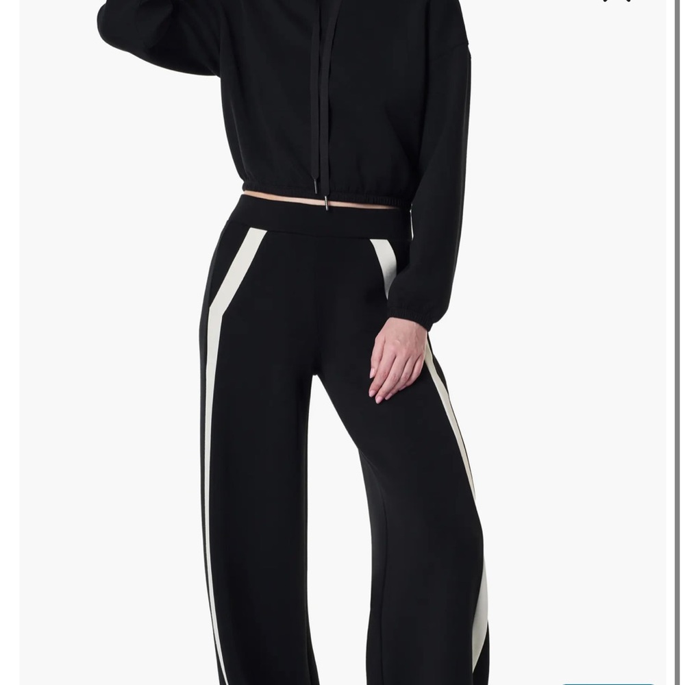 Spanx Airessentials Cinched Hoodie Black size M - Picture 2 of 8